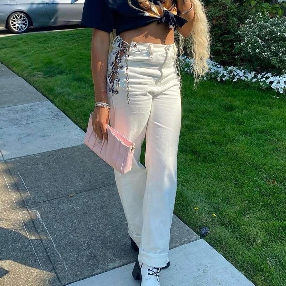 White chained jeans